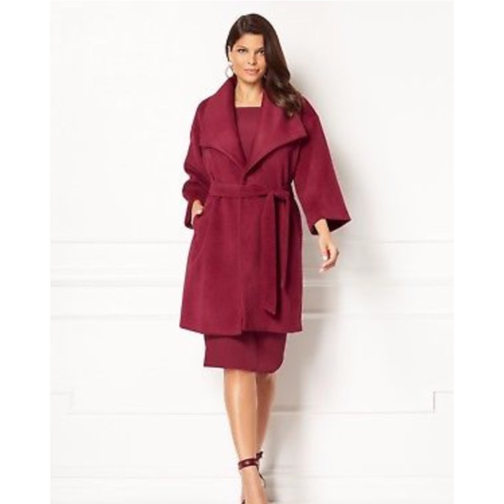 Large Eva Mendes coat